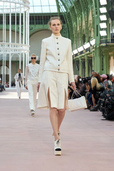 Look 20